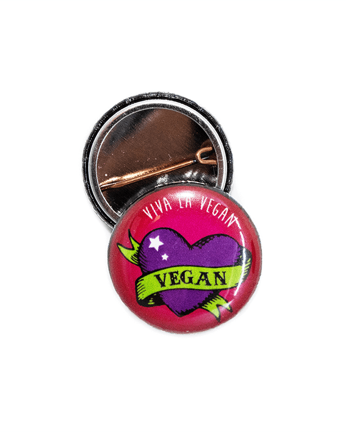 25 mm Statement Badge: Vegan Tattoo Heart