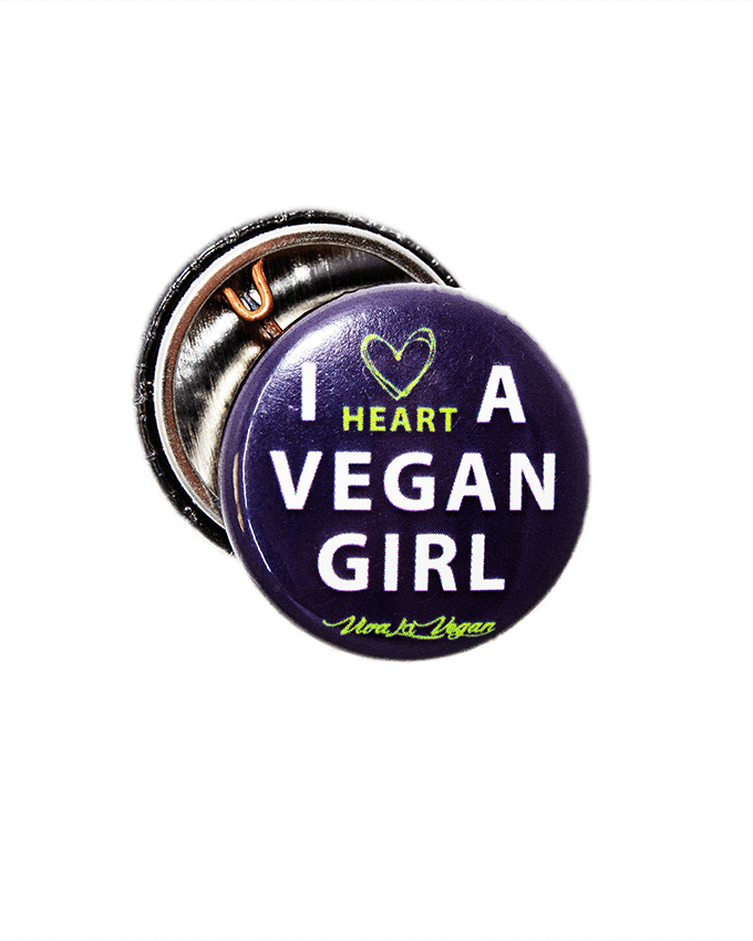 25mm Statement Badge: I Heart A Vegan Girl