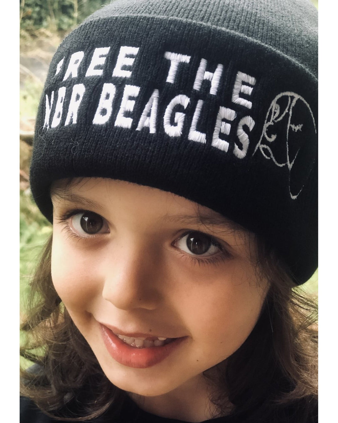 Free the MBR beagles beanie By Viva La Vegan
