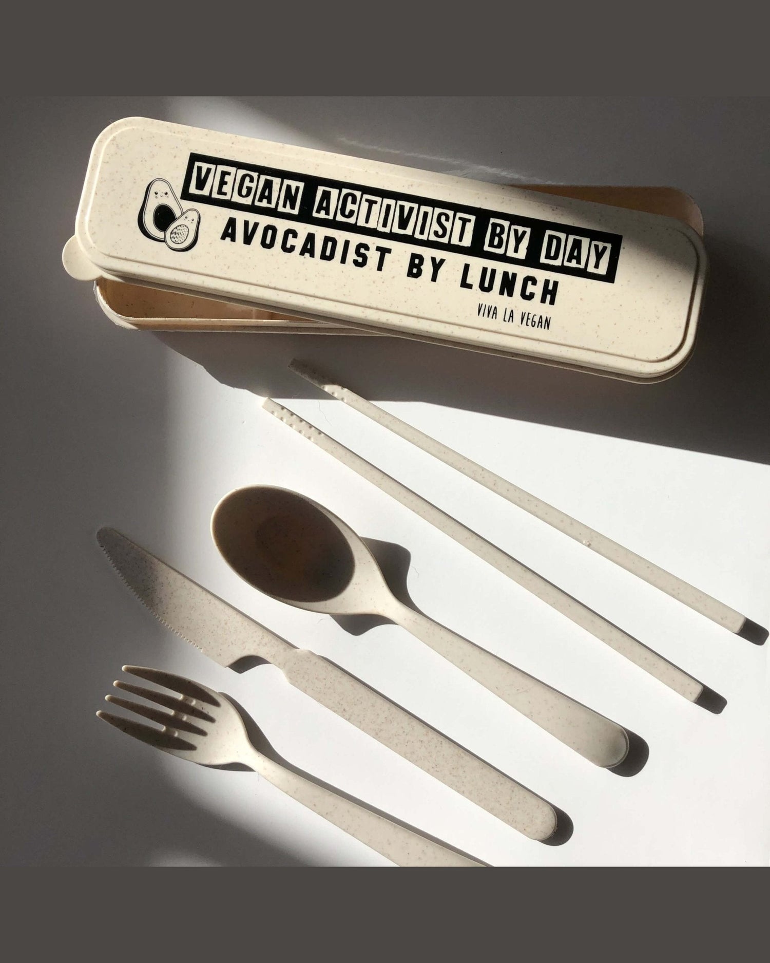 Reusable wheat cutlery set: Avocadist