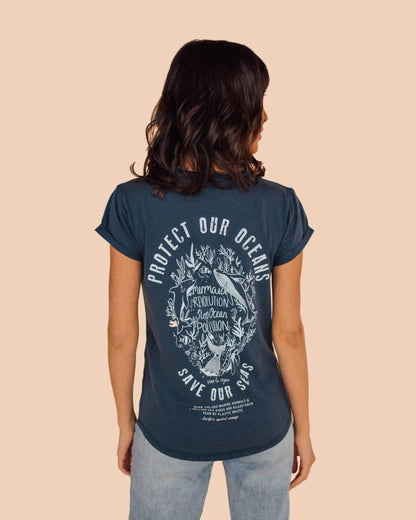 Model wearing the eco-ethical brand Viva La Vegan&